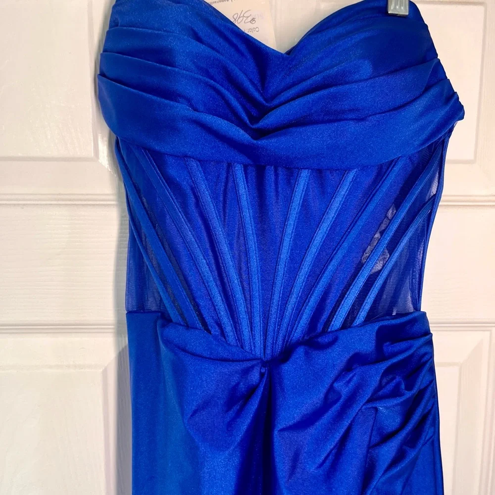 Elegant Blue Amarra Strapless Gown, with optional straps - Picture 4 of 7